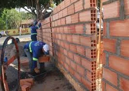 Como Levantar um Muro Simples para sua Casa